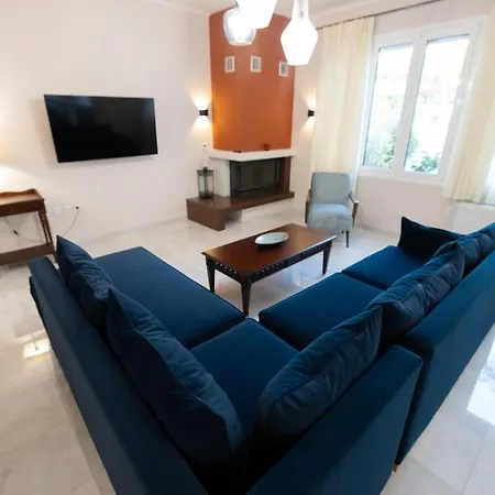 Akakia Villa *