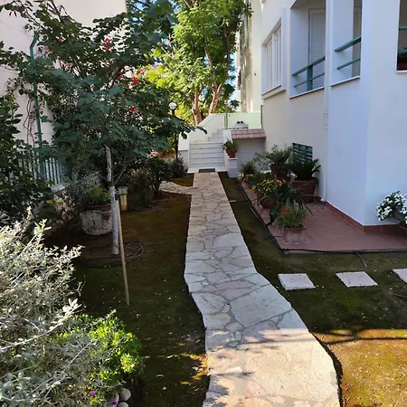 Akakia Villa *